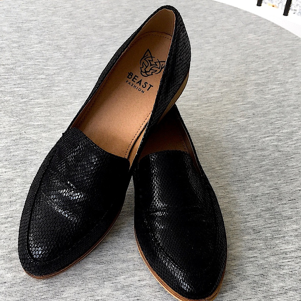 BEAST FASHION Black snakeskin like flat